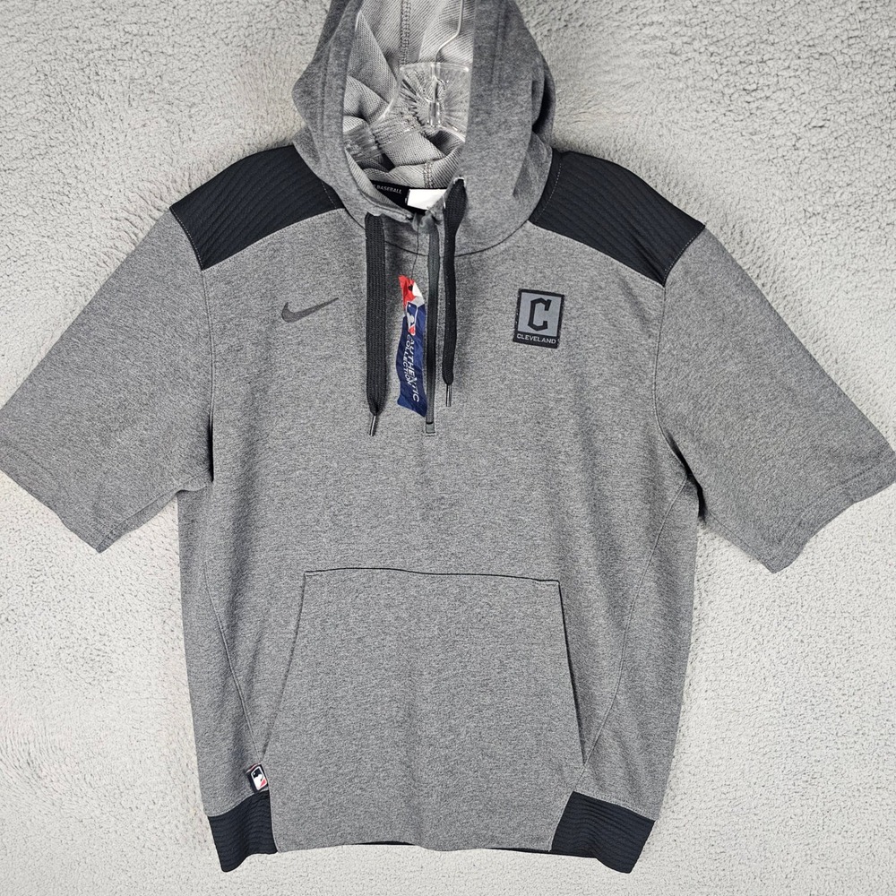 Nike Hoodie Mens M Grey Cleveland Guardians MLB Baseball Short Sleeve Dri-FIT